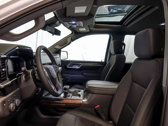 2026 CHEVROLET SILVERADO - Image 17