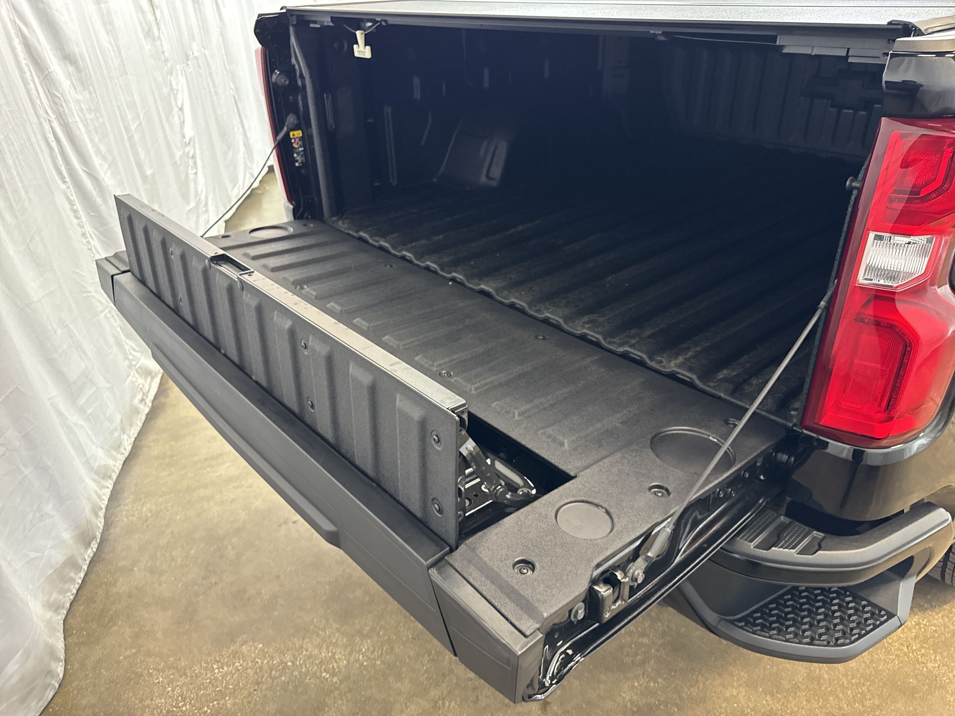 2026 CHEVROLET SILVERADO - Image 26