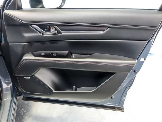 2025 Mazda CX-5 S Carbon Edition - Photo 32