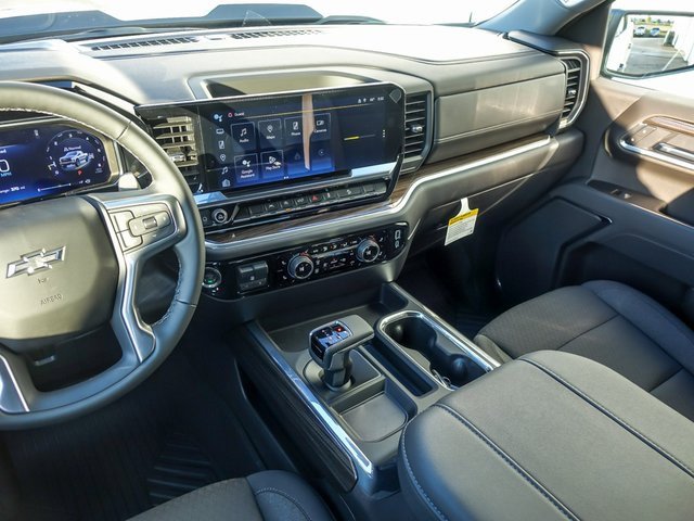 2026 CHEVROLET SILVERADO - Image 21