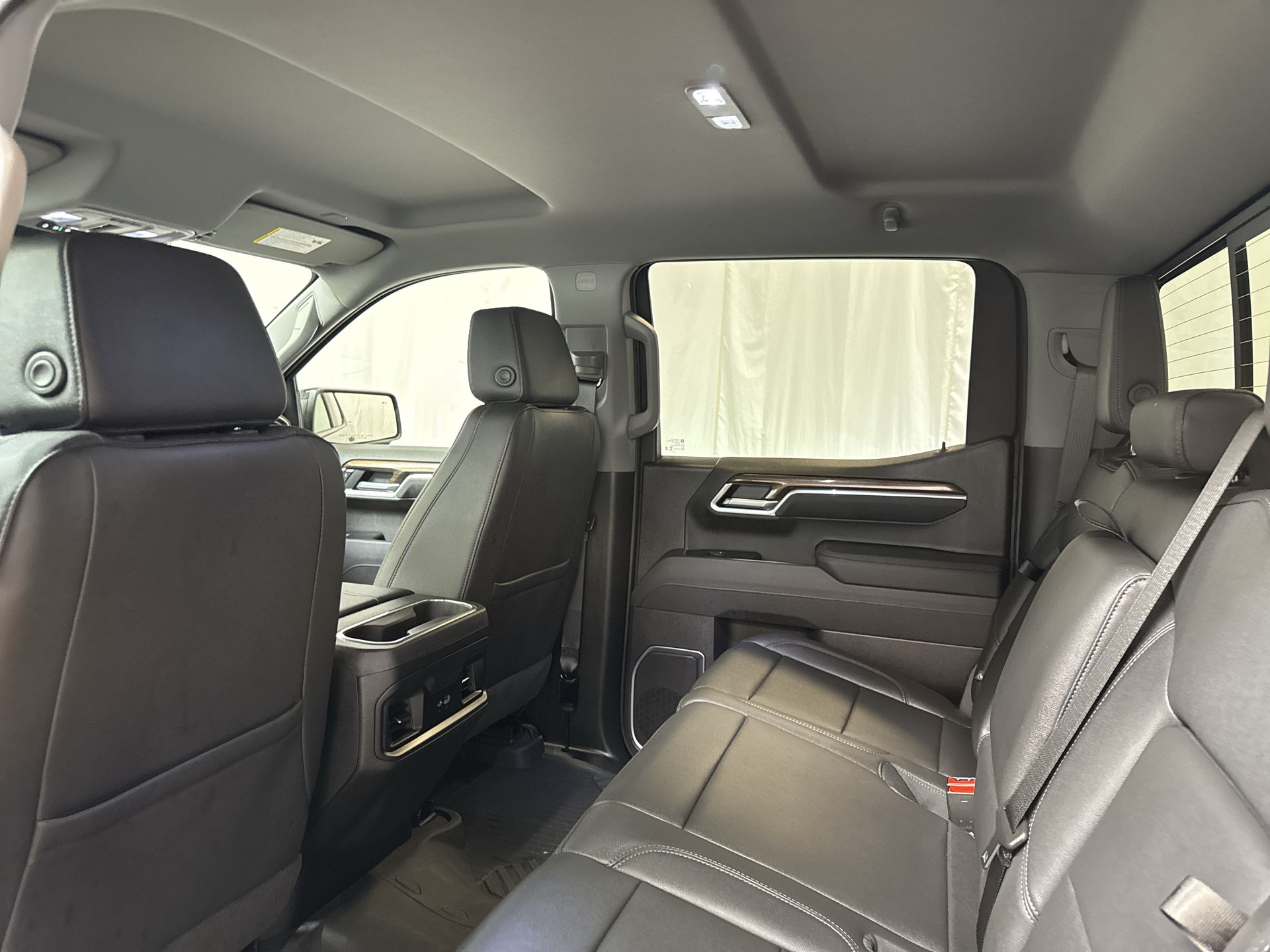 2026 CHEVROLET SILVERADO - Image 13