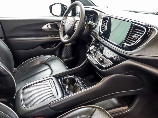 2025 CHRYSLER PACIFICA - Image 33