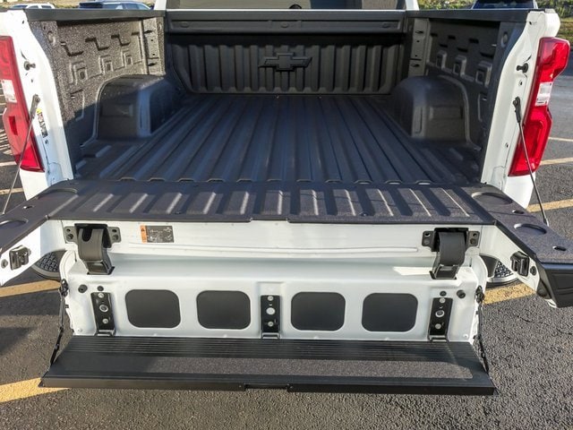 2026 CHEVROLET SILVERADO - Image 9