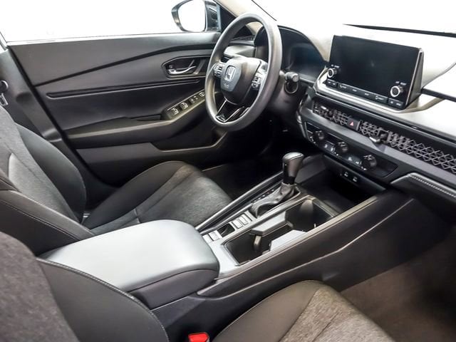 2025 Honda Accord SE - Photo 31