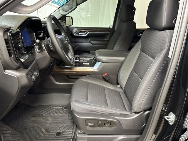 2023 CHEVROLET SILVERADO - Image 10