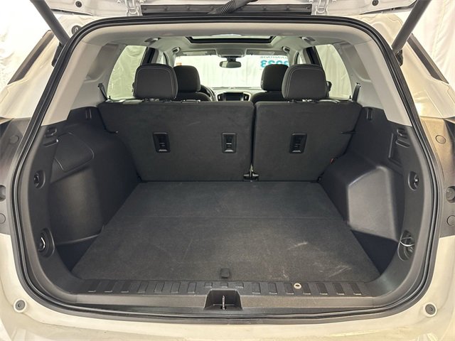 2023 GMC TERRAIN - Image 24