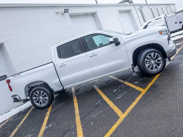 2026 CHEVROLET SILVERADO - Image 4