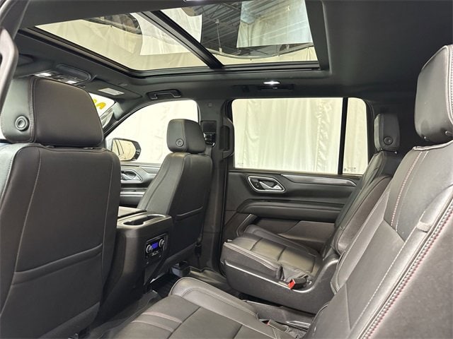 2022 CHEVROLET SUBURBAN - Image 14