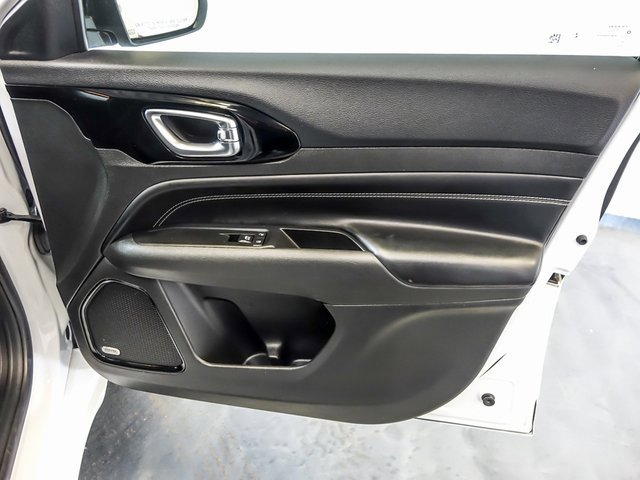 2022 JEEP COMPASS - Image 32