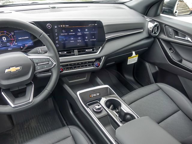 2026 Chevrolet Equinox LT - Photo 19