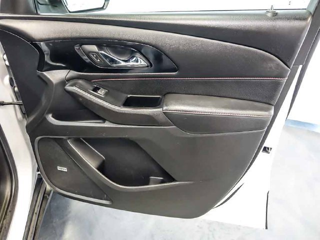 2023 Chevrolet Traverse RS - Photo 38