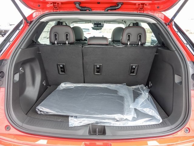 2027 CHEVROLET BOLT - Image 8