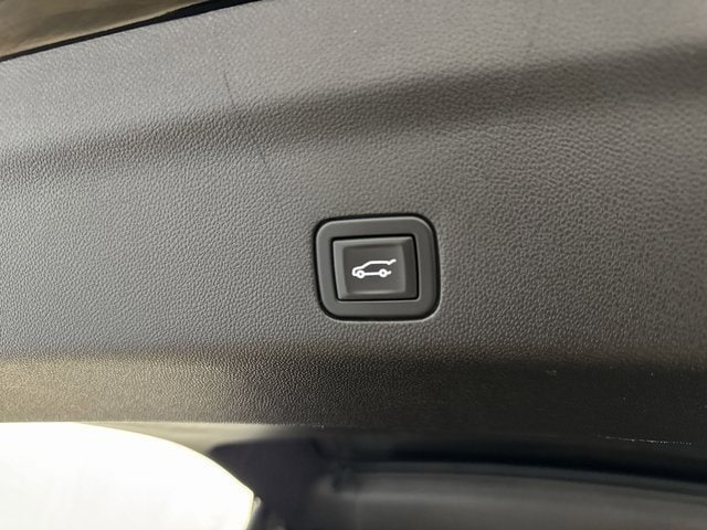 2023 CADILLAC ESCALADE - Image 37