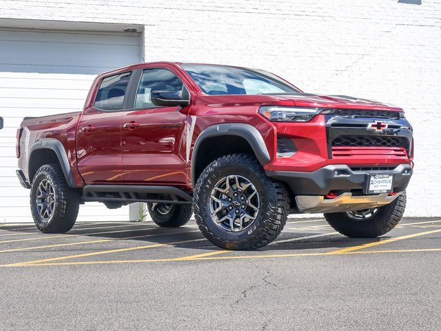 2025 Chevrolet Colorado ZR2 photo 2