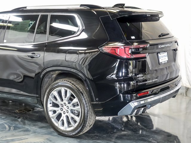 2024 GMC ACADIA - Image 10