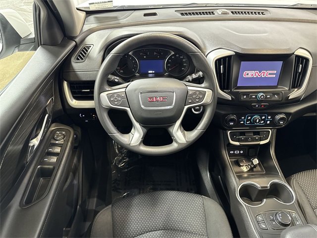 2023 GMC TERRAIN - Image 15