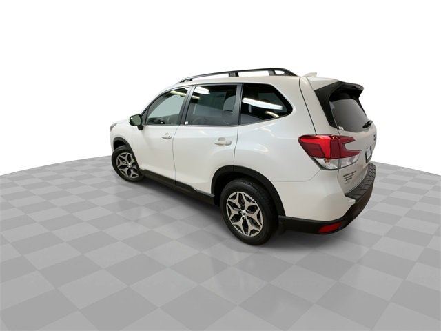 2023 SUBARU FORESTER - Image 6