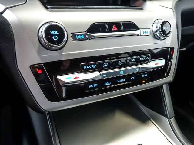 2022 Ford Explorer XLT - Photo 24