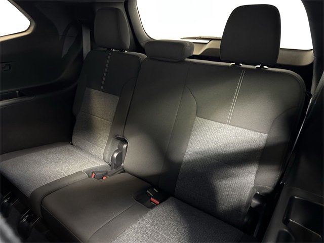 2025 GMC ACADIA - Image 14