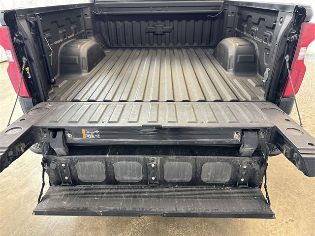 2021 CHEVROLET SILVERADO - Image 25