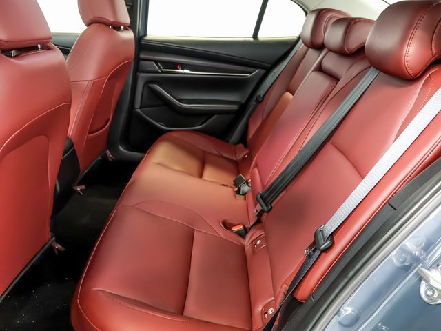 2025 MAZDA MAZDA3 - Image 15