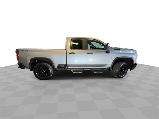 2025 CHEVROLET SILVERADO HD - Image 9