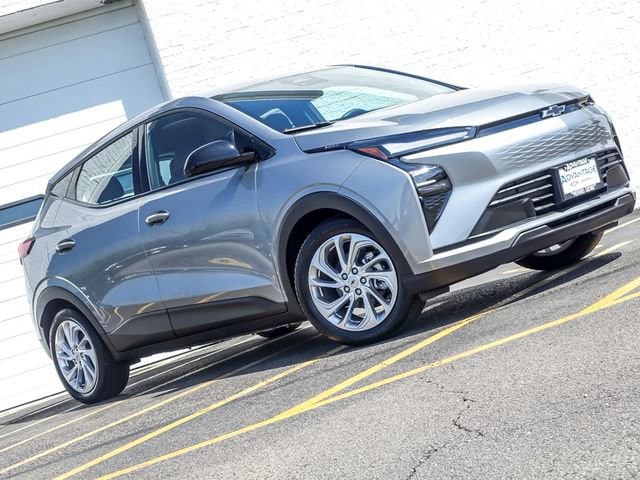 2027 Chevrolet Bolt LT - Photo 3