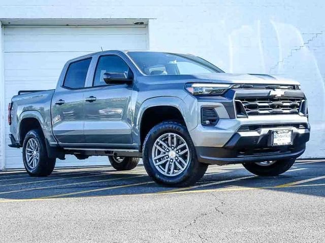 2026 Chevrolet Colorado LT - Photo 2