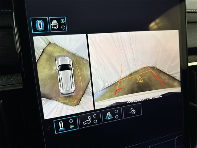 2025 GMC ACADIA - Image 20