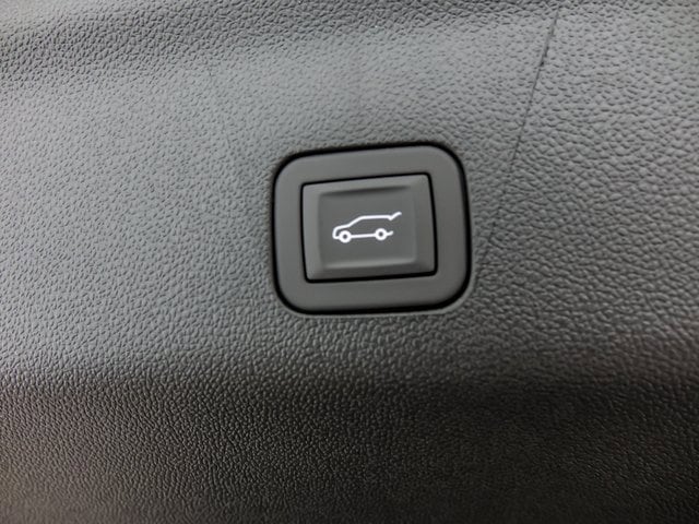 2026 CHEVROLET SUBURBAN - Image 10