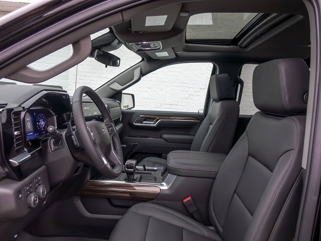 2026 CHEVROLET SILVERADO - Image 18