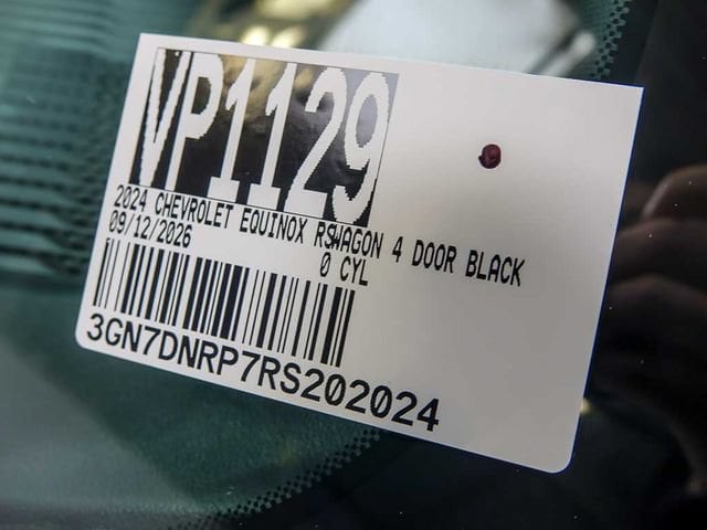 2024 Chevrolet Equinox EV Launch Edition - Photo 35