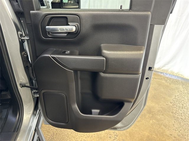 2025 CHEVROLET SILVERADO HD - Image 23