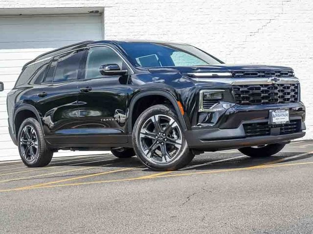 2027 Chevrolet Traverse LT - Photo 2