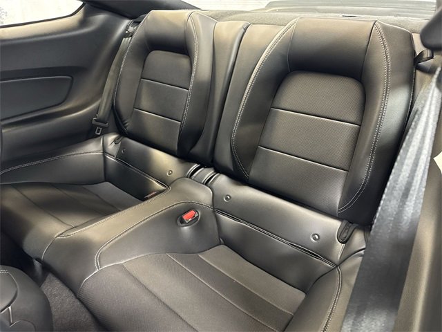 2021 FORD MUSTANG - Image 13