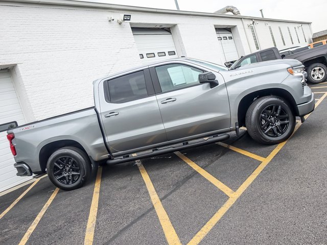 2026 Chevrolet Silverado 1500 RST photo 3