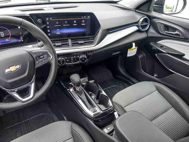 2026 Chevrolet Trax LT - Photo 15