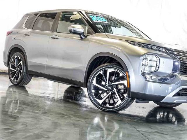 2024 Mitsubishi Outlander SE - Photo 5