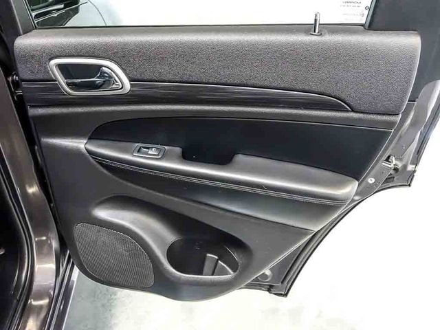 2020 Jeep Grand Cherokee Altitude - Photo 31