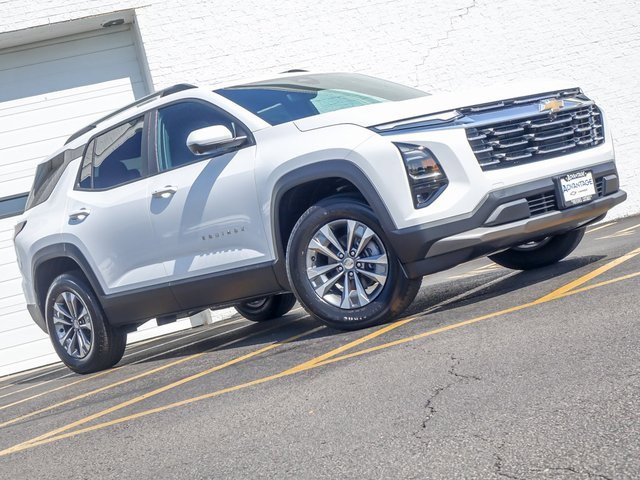 2026 Chevrolet Equinox LT photo 3