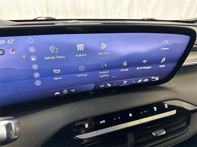 2025 BUICK ENCLAVE - Image 17