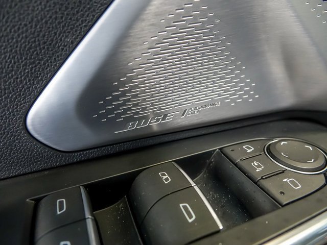 2024 GMC ACADIA - Image 30