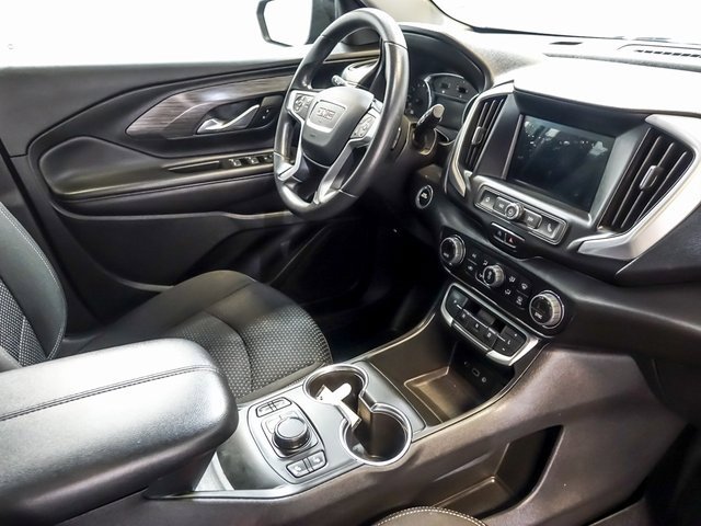 2022 GMC TERRAIN - Image 30