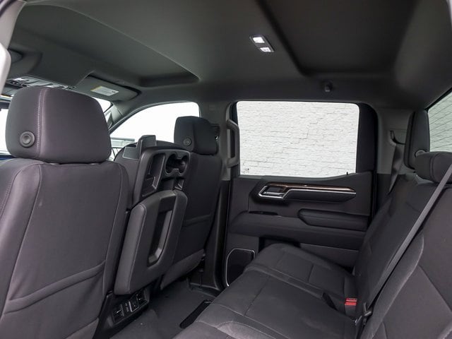 2026 CHEVROLET SILVERADO - Image 13