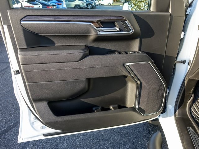 2026 CHEVROLET SILVERADO - Image 15