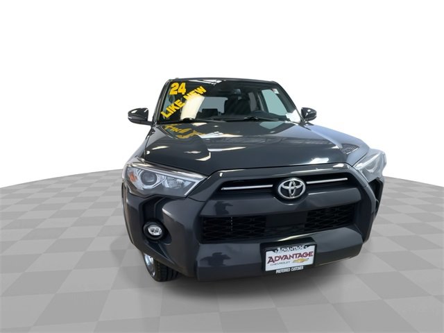 2024 Toyota 4Runner SR5 Premium photo 3