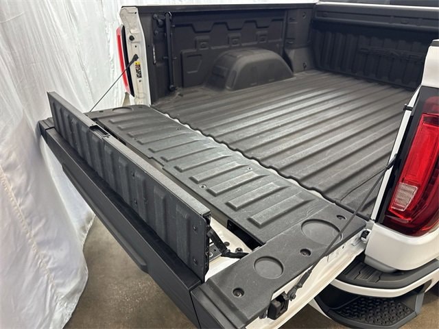 2022 GMC SIERRA - Image 28