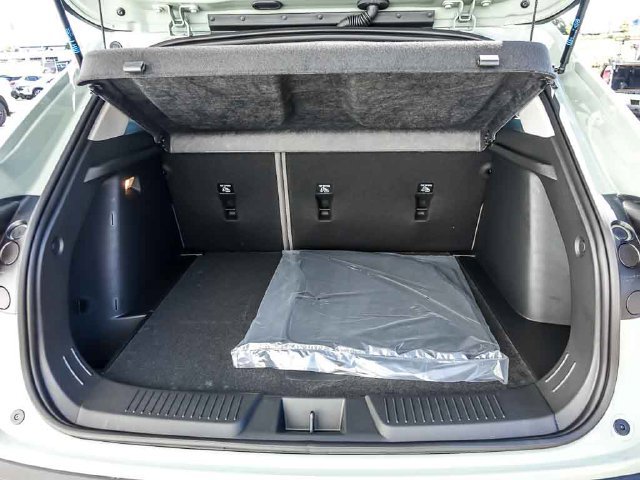 2026 Chevrolet Trax Activ - Photo 8