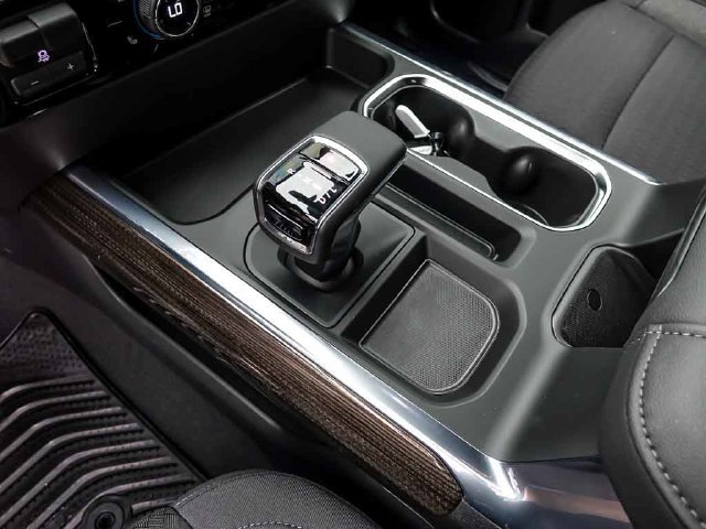 2026 Chevrolet Silverado 1500 LT - Photo 23