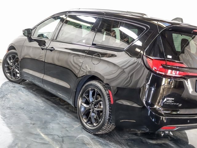 2025 CHRYSLER PACIFICA - Image 11
